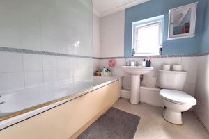 Bathroom - click for photo gallery